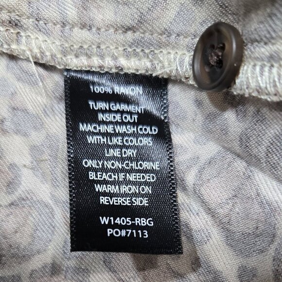 Betabrand NWT Ruth Bader Ginsburg Leopard Print Button-Up Shirt Art to Wear - Picture 8 of 8